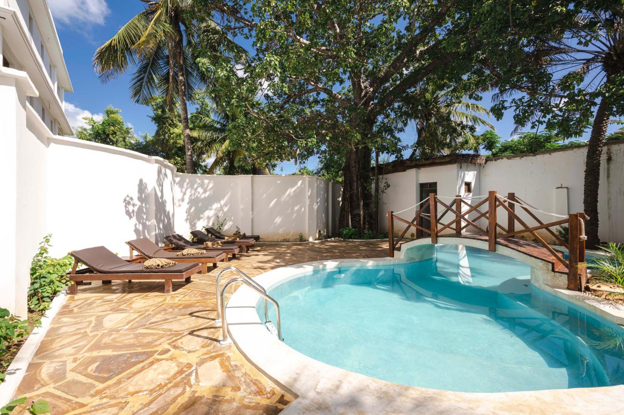 Tasneem Islamic Luxury Suites Jambiani  Ngoại thất bức ảnh