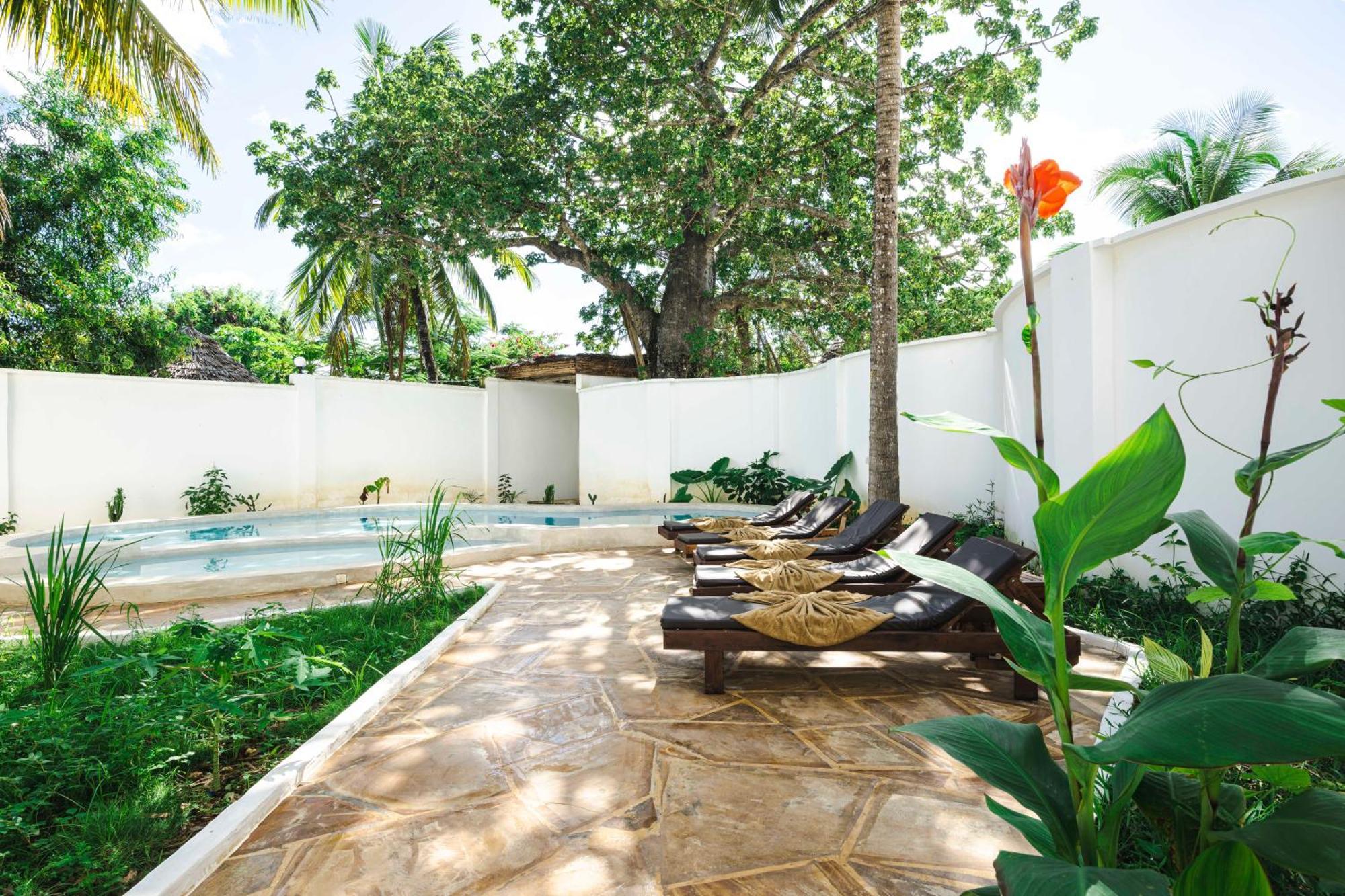 Tasneem Islamic Luxury Suites Jambiani  Ngoại thất bức ảnh